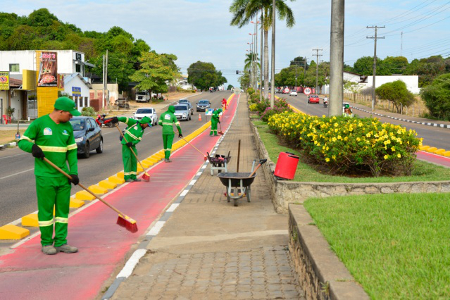 Limpeza urbana em Boa Vista é feita pela empresa Sanepav. Foto: Semuc/PMBV